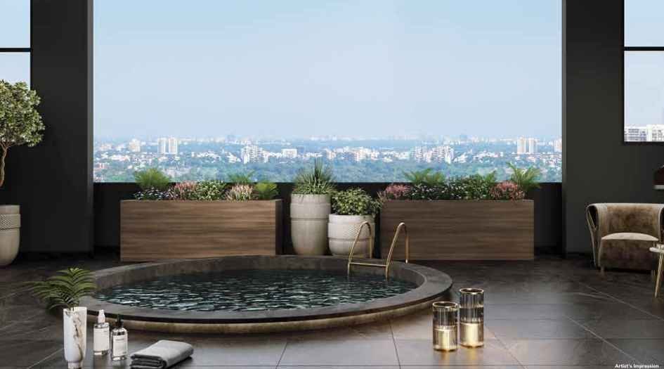 Supreme Towers Phase I - Cloud Walk jacuzzi on level 33