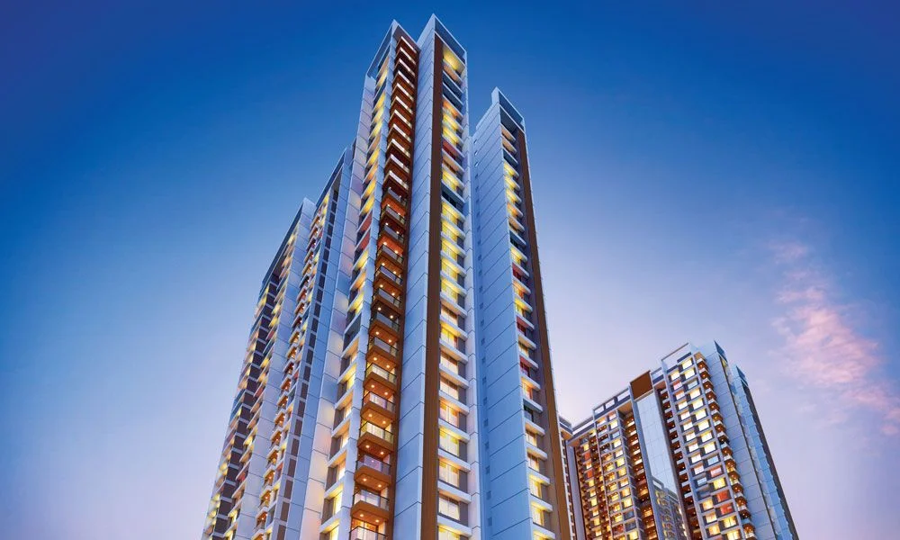 VTP Verve tower elevation looking up at the 30-storey facade