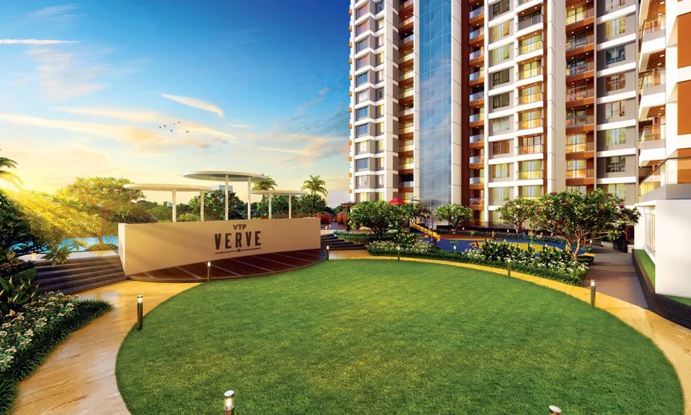 VTP Verve arrival court and landscaped entrance lawn